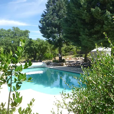 Hotell Saint Donat *