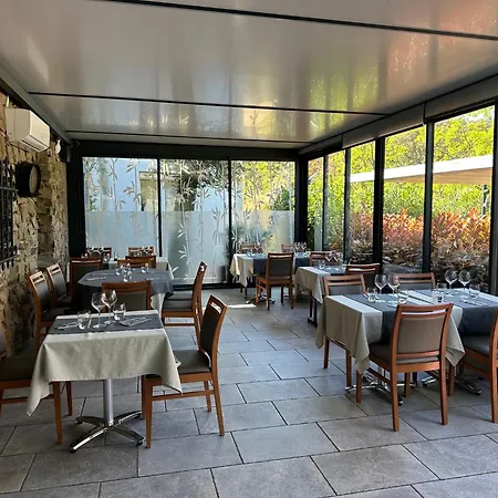 Le Mas Saint Donat * سانت ماكسيم