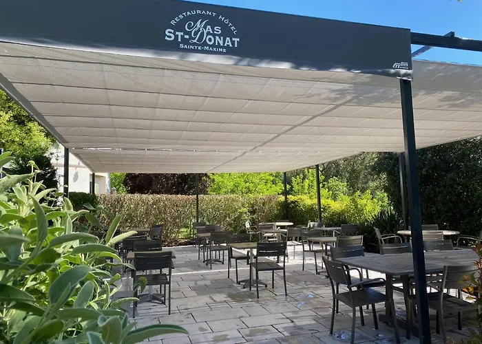 Le Mas Saint Donat سانت ماكسيم