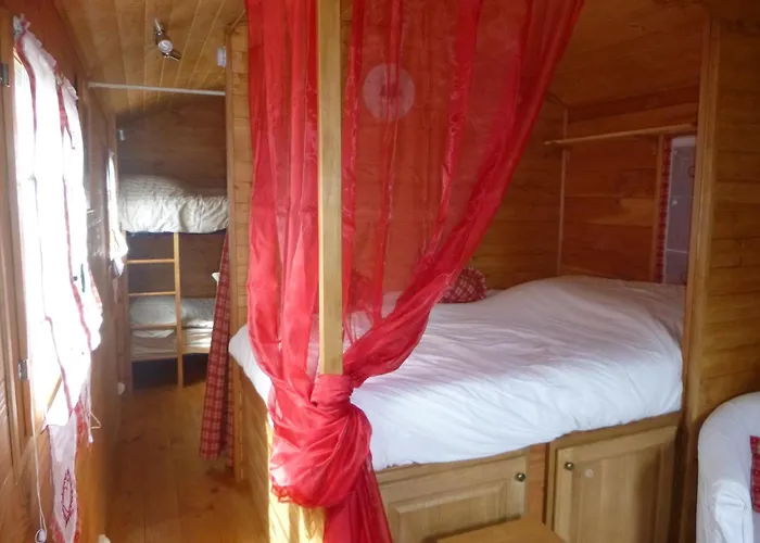 Saint Donat Hotell *