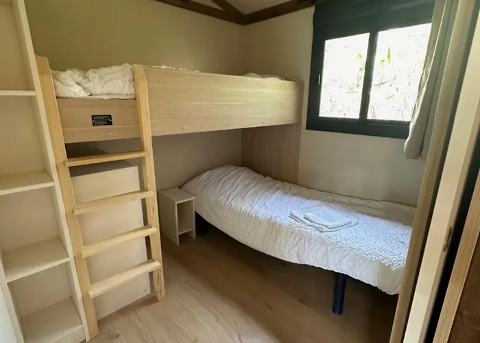 Le Mas Saint Donat فندق *