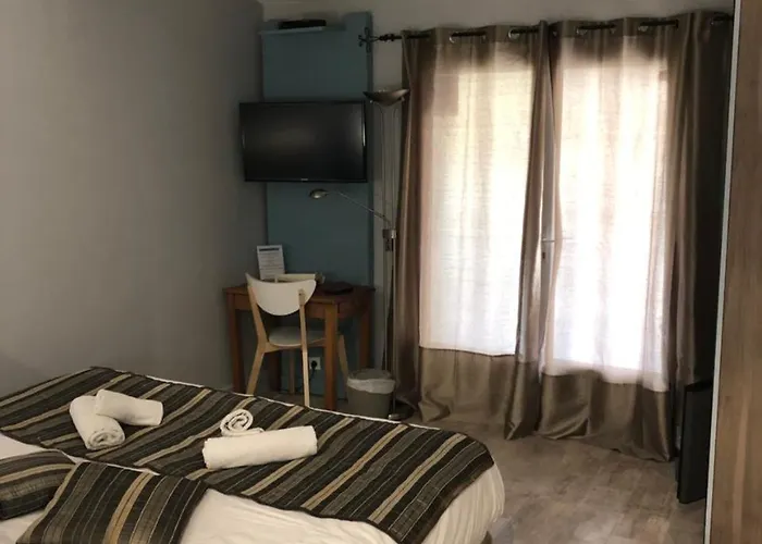 Le Mas Saint Donat * سانت ماكسيم